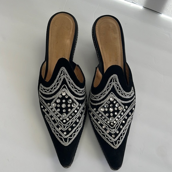 Donald J. Pliner Shoes - Donald J Pliner Jules Embroidered Western Style Mule